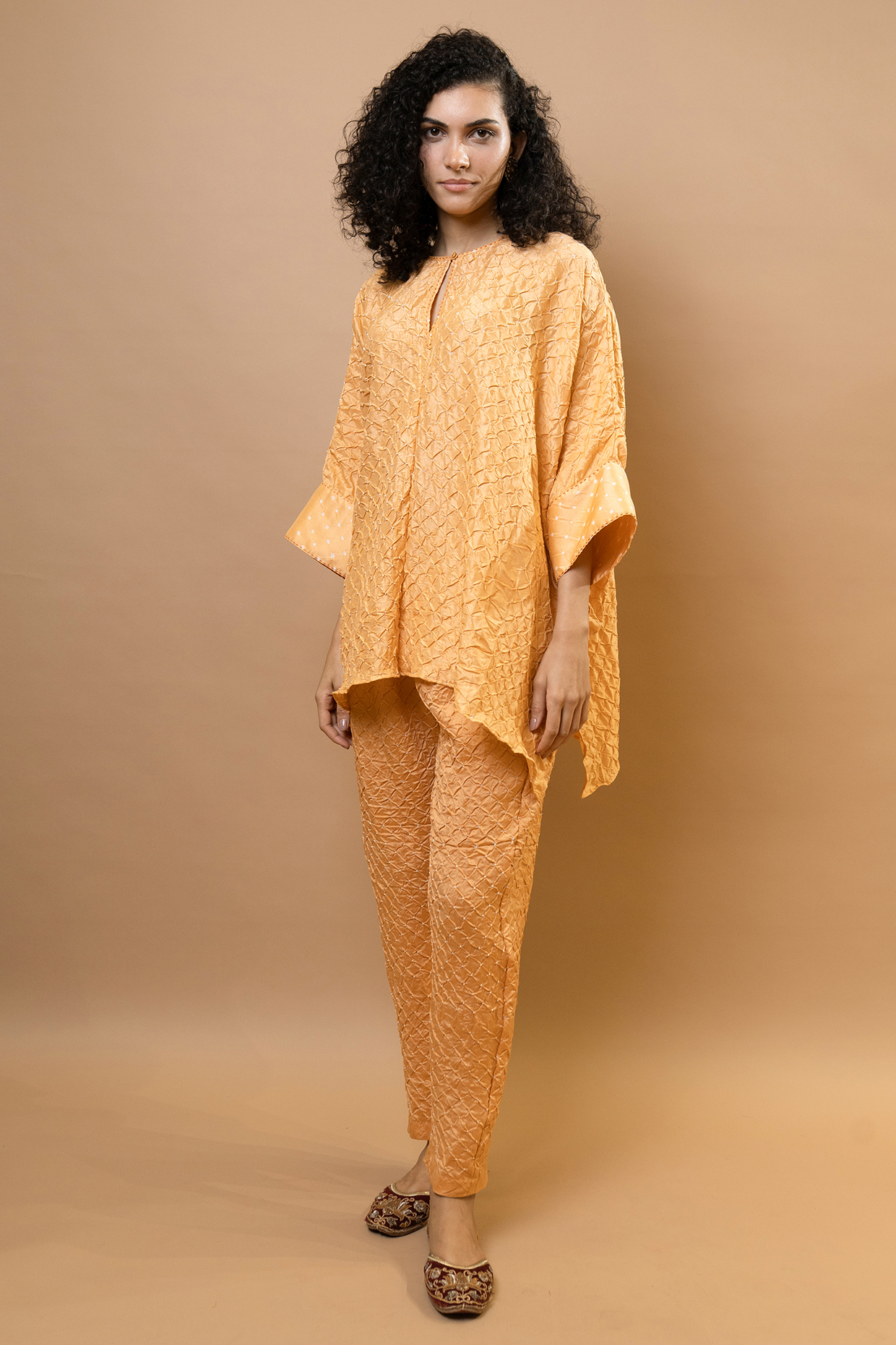 Peach Silk Bandhej Kaftan Tunic Set by Krishna Mehta at Pernia's Pop Up Shop