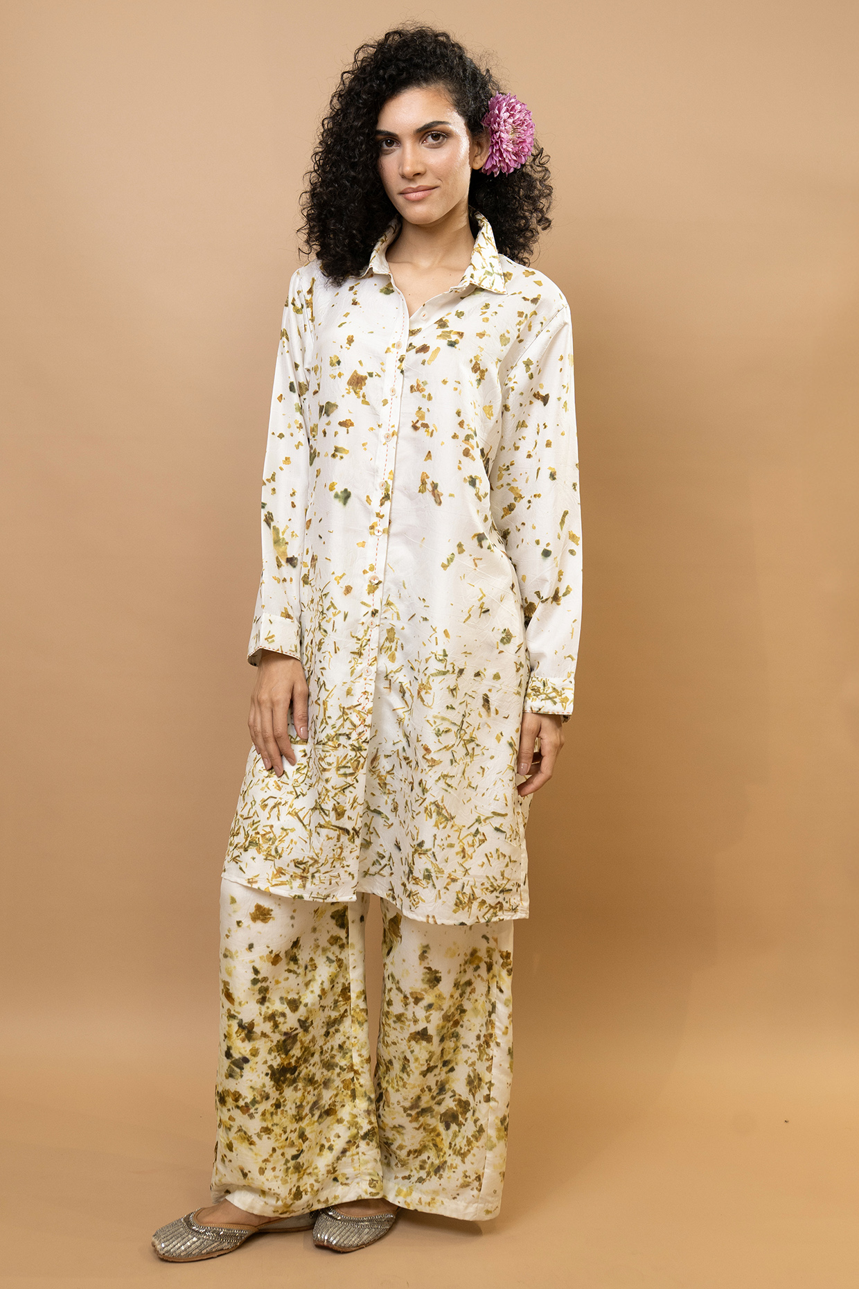 Olive Green & Ivory Pure Silk Tunic Set by Krishna Mehta at Pernia's Pop Up Shop