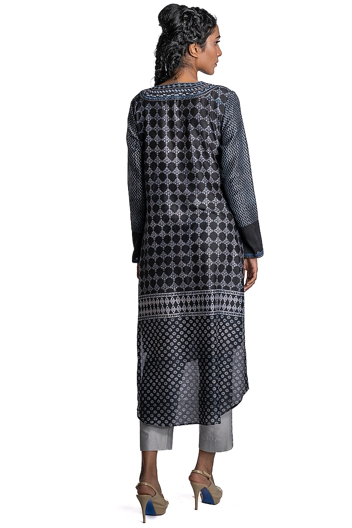 Black Printed Tunic Set by Krishna Mehta at Pernia's Pop Up Shop