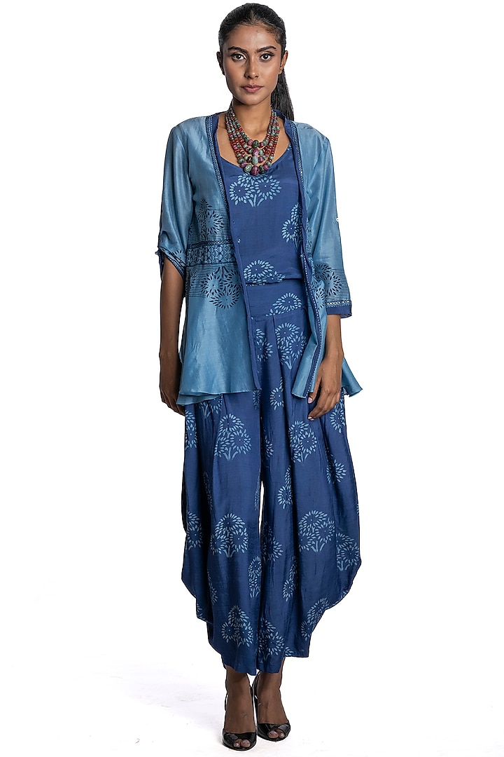 Blue Floral Block Printed Tunic Set Design by Krishna Mehta at Pernia's ...