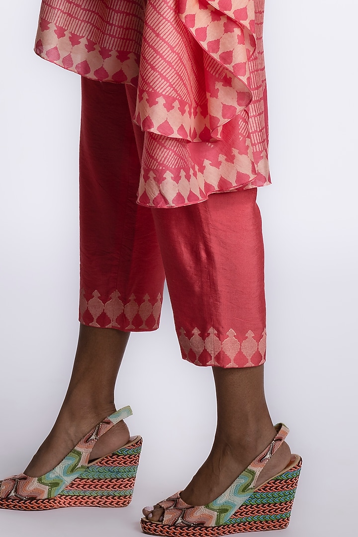 Pink Printed Kaftan Set by Krishna Mehta at Pernia's Pop Up Shop