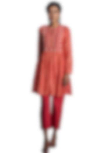 Red Floral Printed Tunic Set by Krishna Mehta