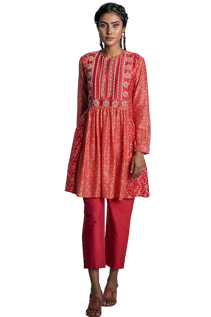 Red Floral Printed Tunic Set by Krishna Mehta
