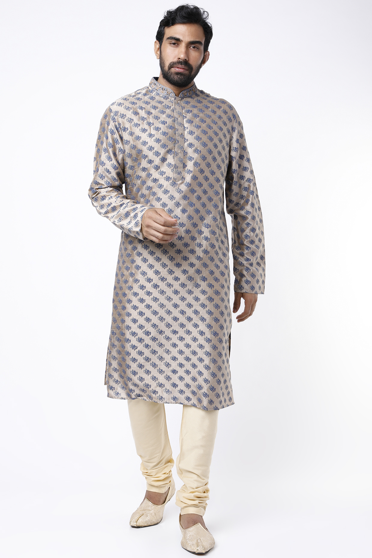 Grey Block Printed Kurta Set by Krishna Mehta Men at Pernia's Pop Up Shop