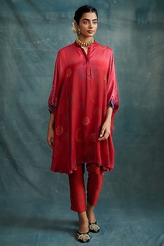 Red Modal Bandhej Block Printed Kaftan Tunic by Krishna Mehta
