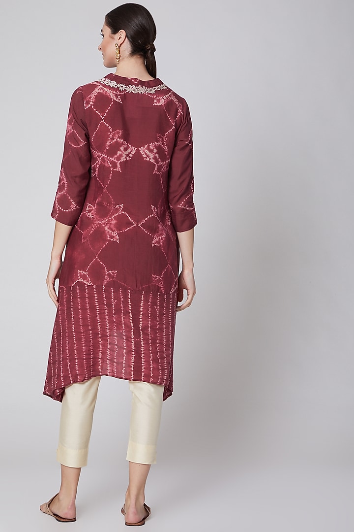 Red Embroidered Tunic by Krishna Mehta at Pernia's Pop Up Shop