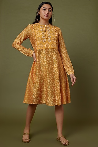 Yellow Block Printed Tunic by Krishna Mehta