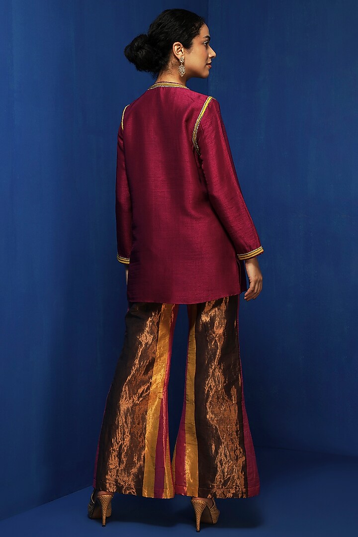 Magenta Tussar Zardosi Embroidered Kurta by Krishna Mehta at Pernia's Pop Up Shop