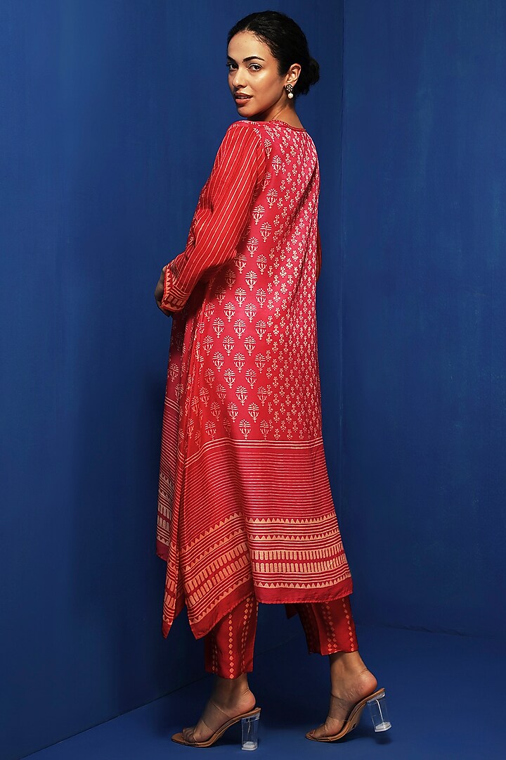 Red Modal Block Printed Ombre Asymmetric Tunic Set by Krishna Mehta at Pernia's Pop Up Shop