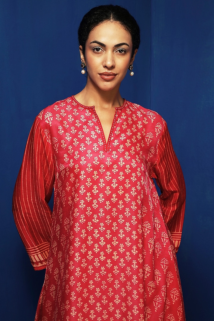 Red Modal Block Printed Ombre Asymmetric Tunic Set by Krishna Mehta at Pernia's Pop Up Shop