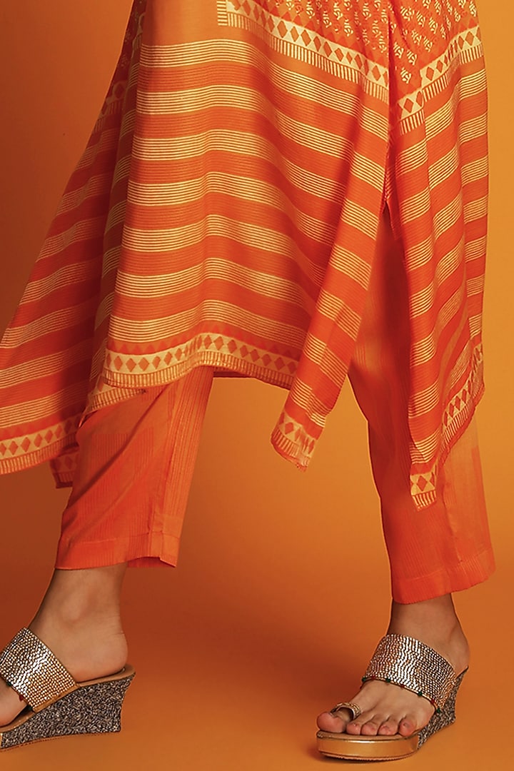 Orange Modal Printed Ombre Asymmetric Tunic Set by Krishna Mehta at Pernia's Pop Up Shop