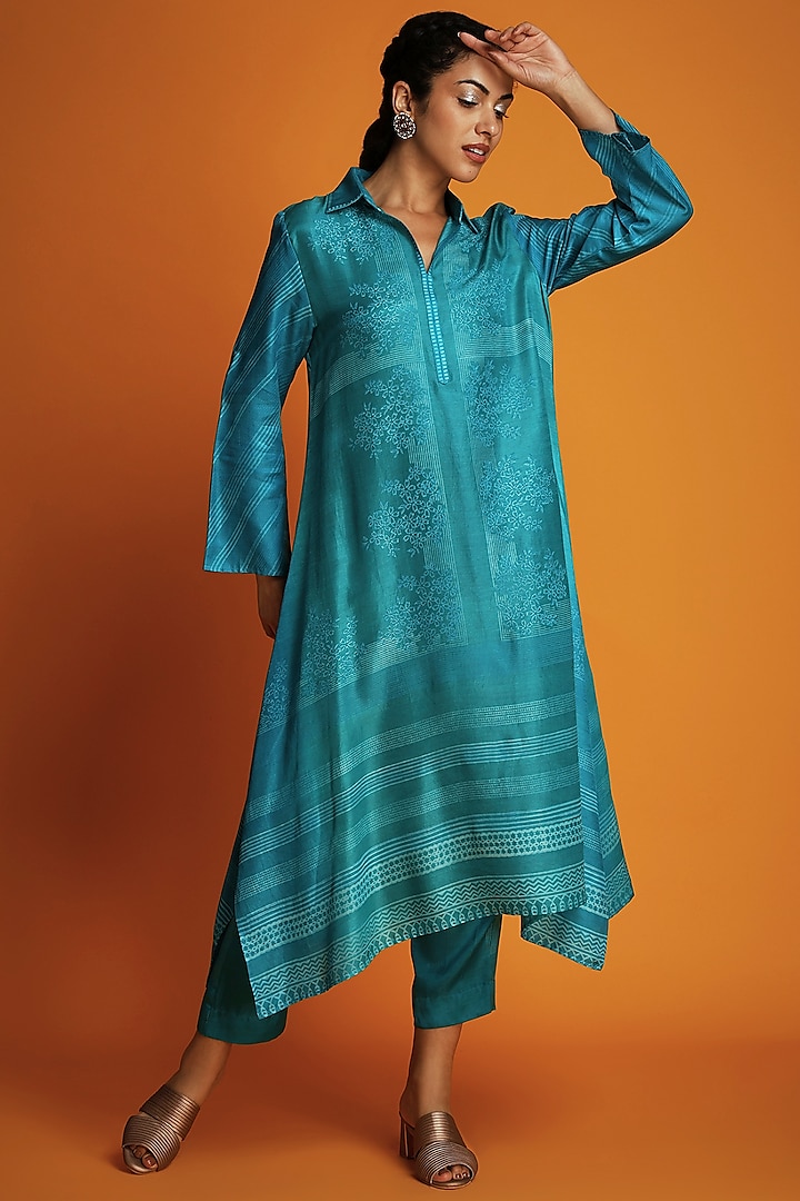 Turquoise Chanderi Block-Printed Ombre Tunic Set by Krishna Mehta