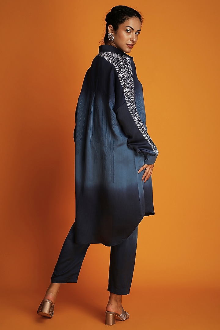 Navy Blue Ombre Block-Printed Ombre Shirt Tunic Set by Krishna Mehta at Pernia's Pop Up Shop