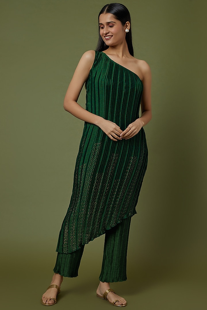 Emerald Green Tussar Pleated Pants by Krishna Mehta at Pernia's Pop Up Shop