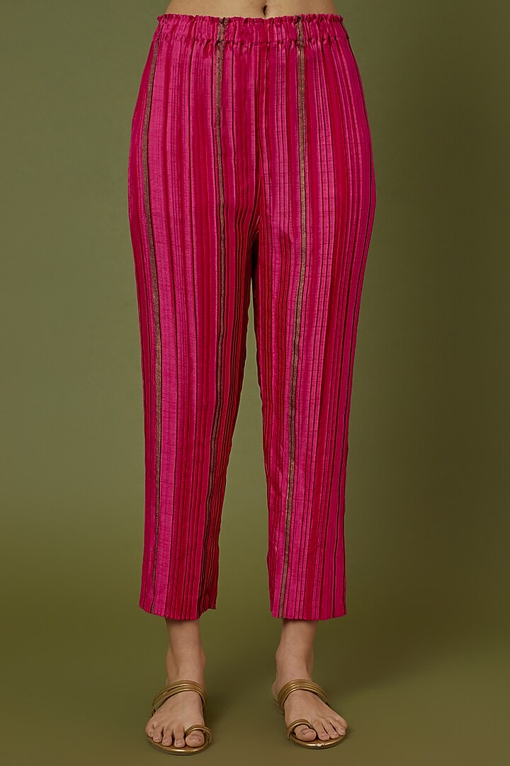 Pink Printed Pleated Pants by Krishna Mehta at Pernia's Pop Up Shop