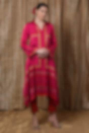 Red Modal Block Printed Asymmetrical Tunic by Krishna Mehta at Pernia's Pop Up Shop