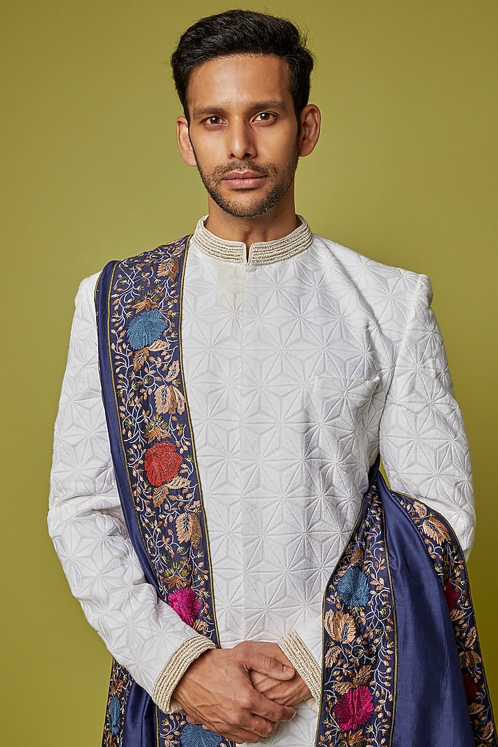 Navy Chanderi Embroidered Stole by Krishna Mehta Men at Pernia's Pop Up Shop