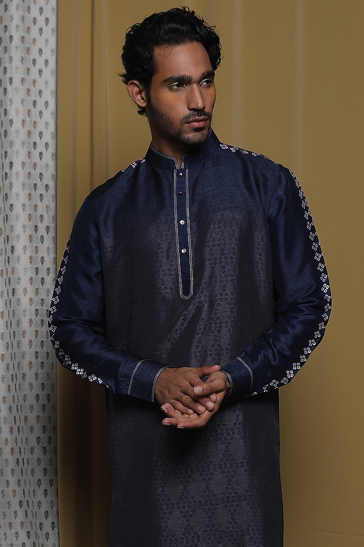 Grey Tussar Printed & Embroidered Kurta by Krishna Mehta Men at Pernia's Pop Up Shop
