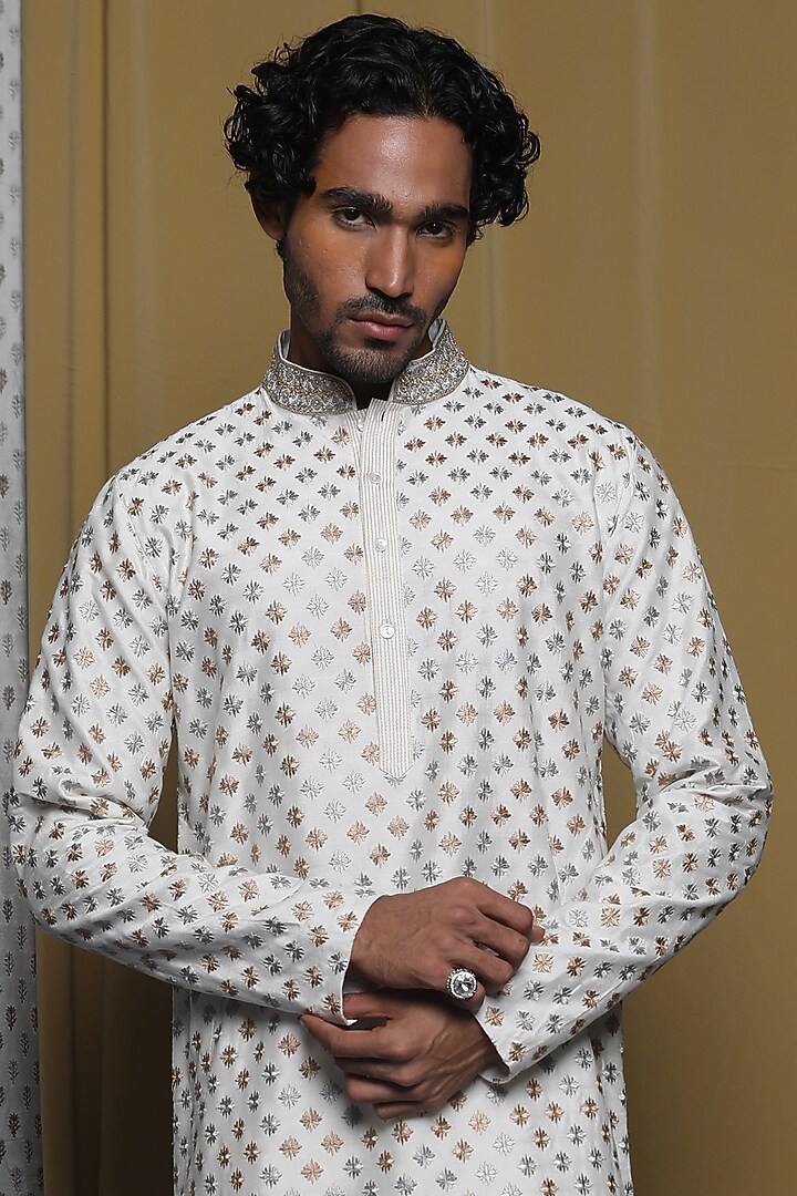Off-White Cotton Viscose Zardosi Hand Embroidered Kurta Set by Krishna Mehta Men at Pernia's Pop Up Shop