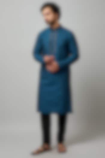 Indigo Cotton Viscose Floral Jaal Embroidered Kurta Set by Krishna Mehta Men