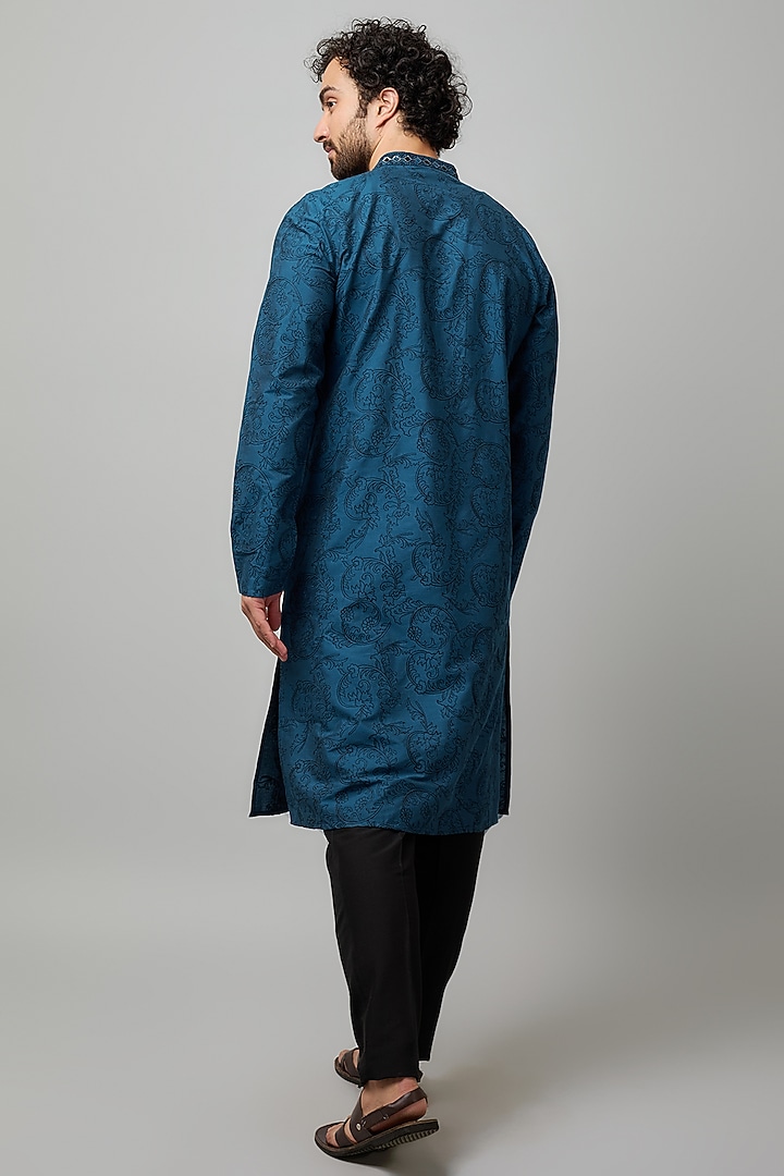 Indigo Cotton Viscose Floral Jaal Embroidered Kurta Set by Krishna Mehta Men at Pernia's Pop Up Shop