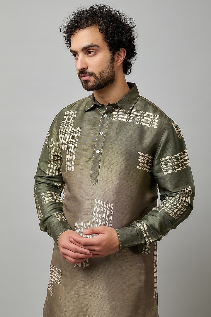 Olive Tussar Block Printed Kurta Set by Krishna Mehta Men at Pernia's Pop Up Shop