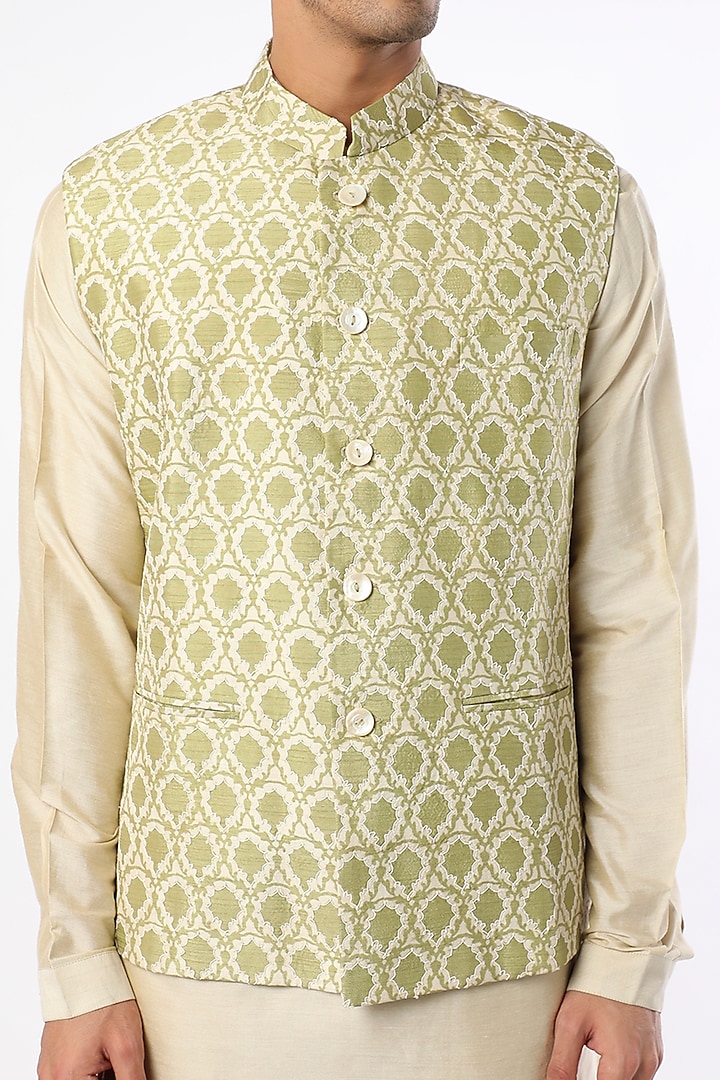 Olive Green Tussar Block Printed & Cord Embroidered Bundi Jacket Set by Krishna Mehta Men at Pernia's Pop Up Shop