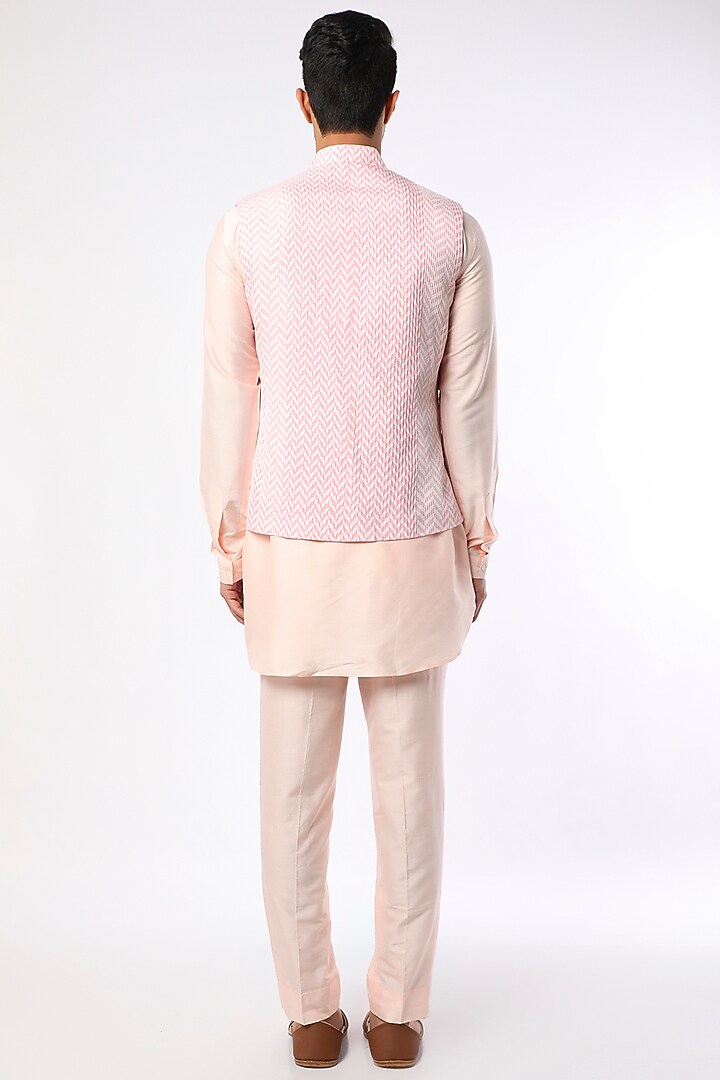 Pink Tussar Block Printed Bundi Jacket Set by Krishna Mehta Men at Pernia's Pop Up Shop