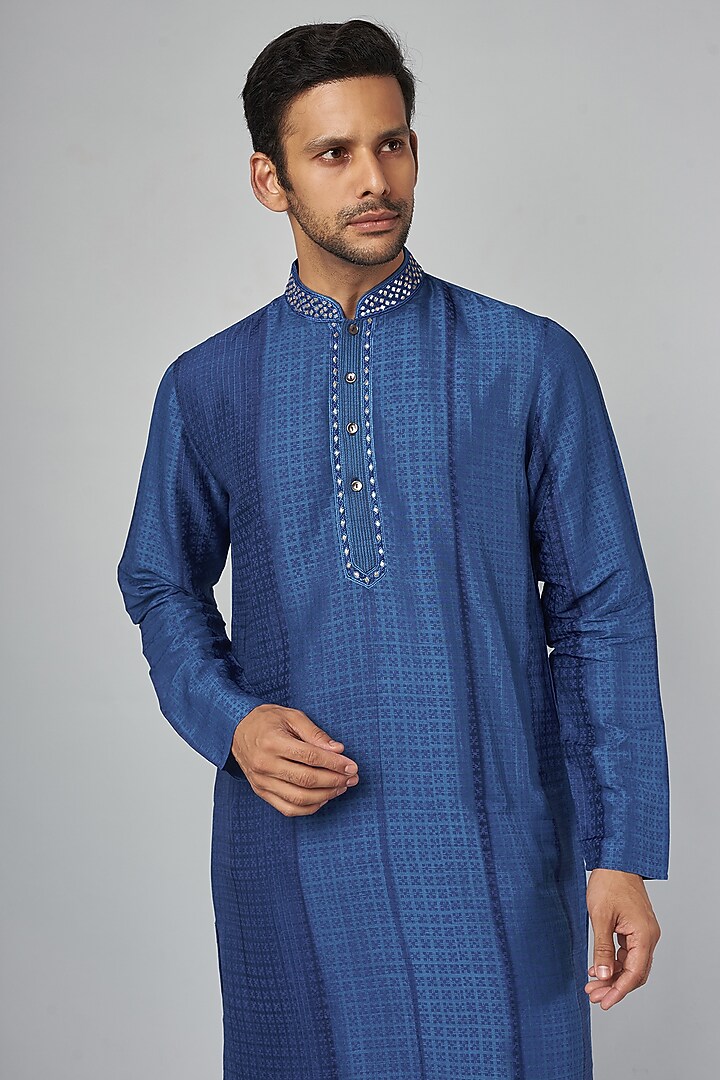 Royal Blue Tussar Embroidered & Printed Kurta Set by Krishna Mehta Men at Pernia's Pop Up Shop