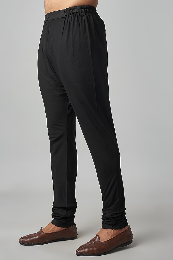 Black Tussar Embroidered Kurta Set by Krishna Mehta Men at Pernia's Pop Up Shop