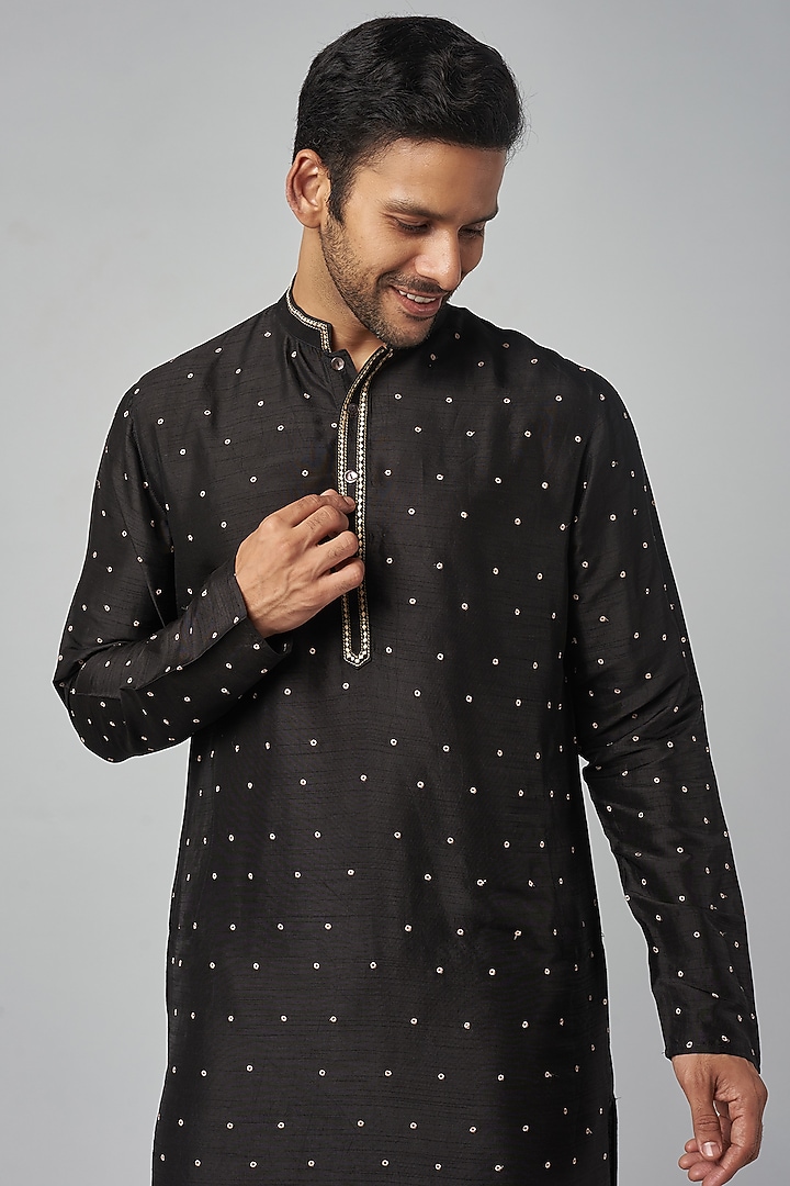 Black Tussar Embroidered Kurta Set by Krishna Mehta Men at Pernia's Pop Up Shop