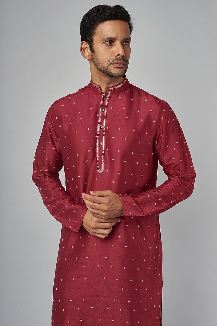 Red Tussar Embroidered Kurta Set by Krishna Mehta Men at Pernia's Pop Up Shop