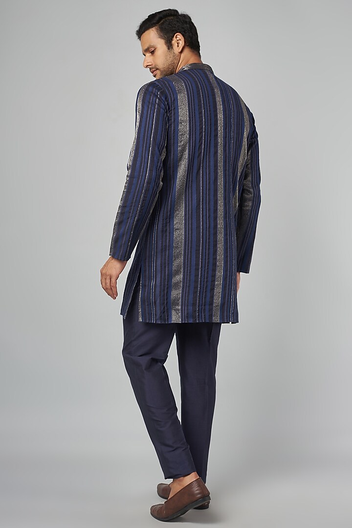 Navy Blue Cotton Viscose Embroidered Kurta Set by Krishna Mehta Men at Pernia's Pop Up Shop