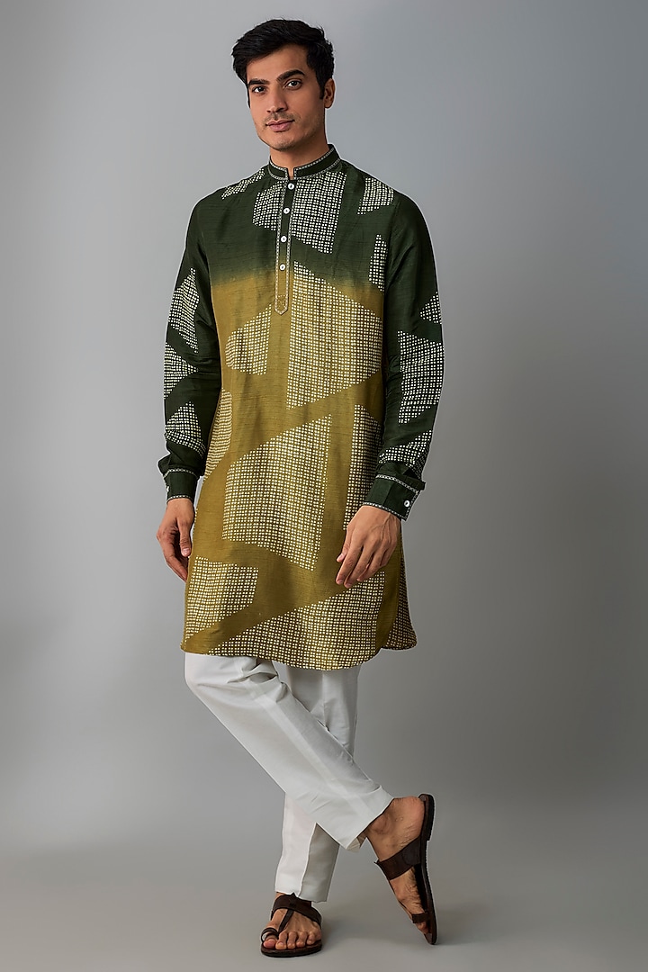 Green Tussar Geometric Block Printed Kurta Set by Krishna Mehta Men at Pernia's Pop Up Shop