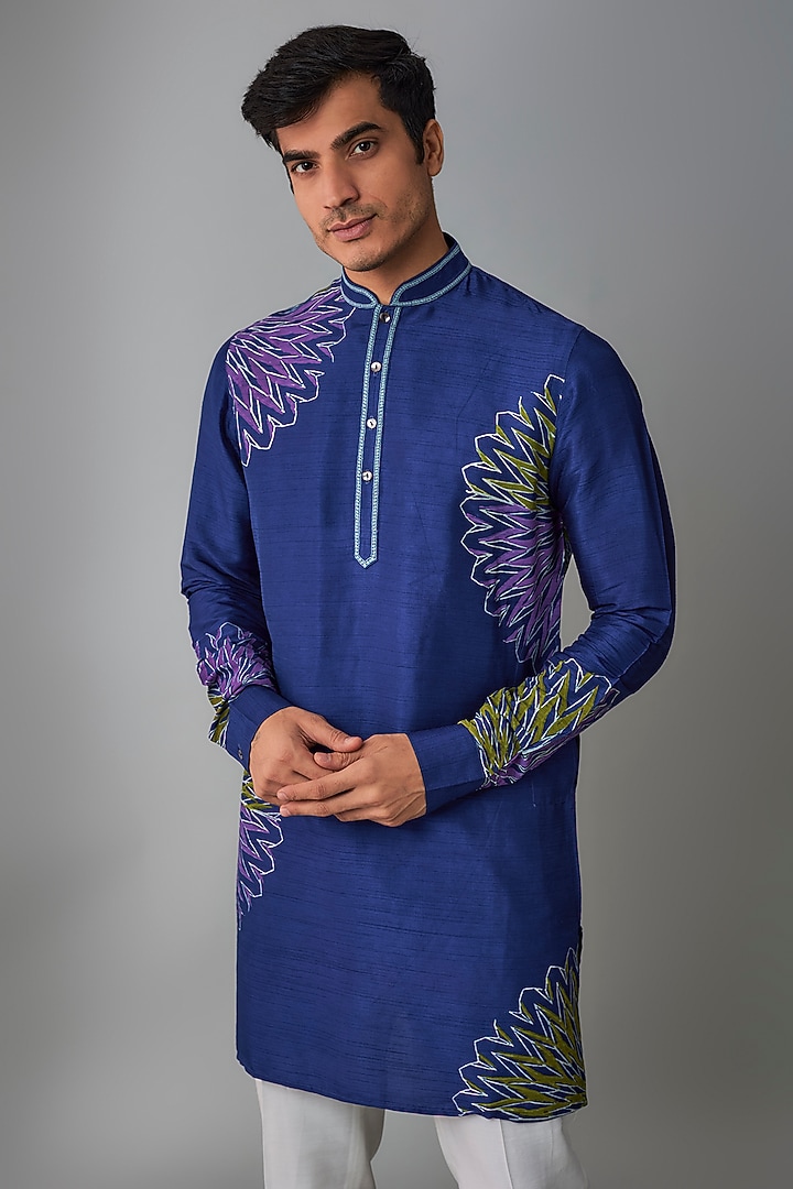 Navy Blue Cotton Printed Kurta Set by Krishna Mehta Men at Pernia's Pop Up Shop