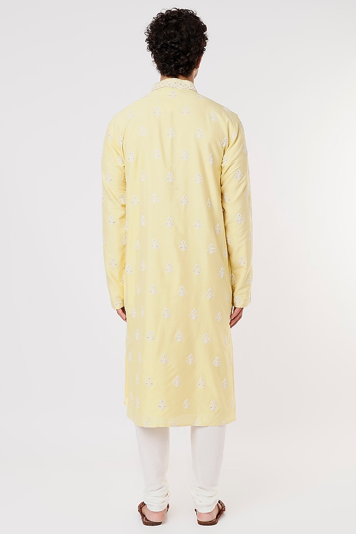 Yellow Viscose Cotton Hand Embroidered Kurta Set by Krishna Mehta Men at Pernia's Pop Up Shop