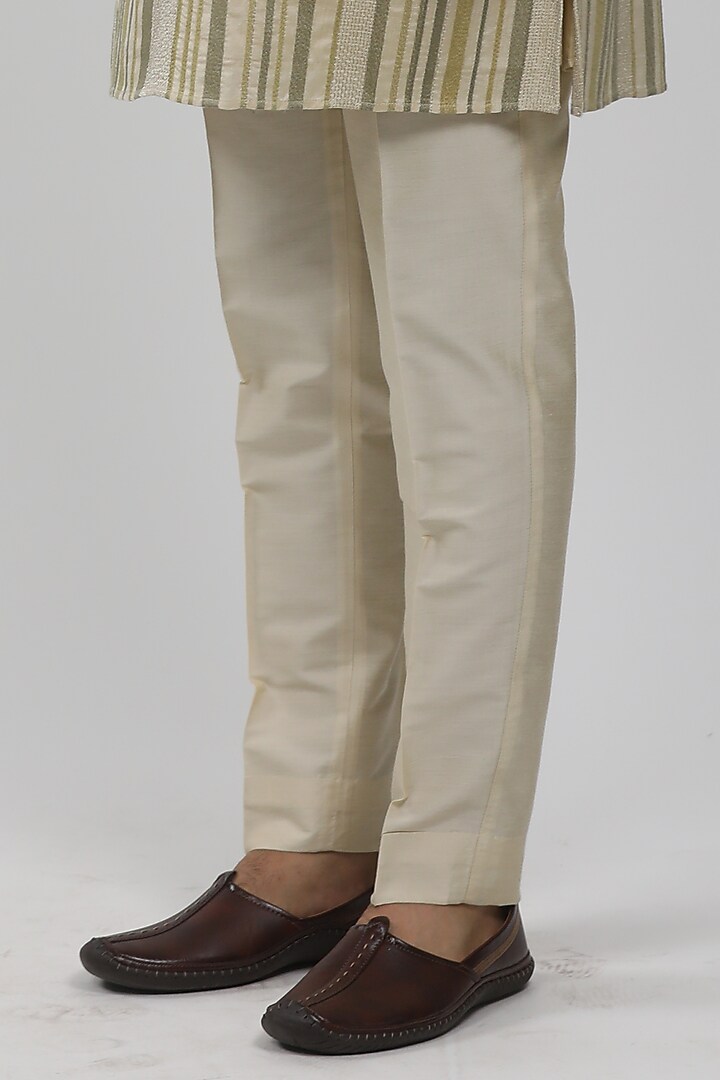 Beige Cotton Viscose Textured Kurta Set by Krishna Mehta Men at Pernia's Pop Up Shop