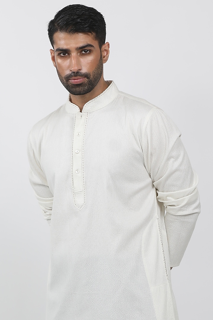 Off-White Cotton Viscose Textured Kurta Set by Krishna Mehta Men at Pernia's Pop Up Shop