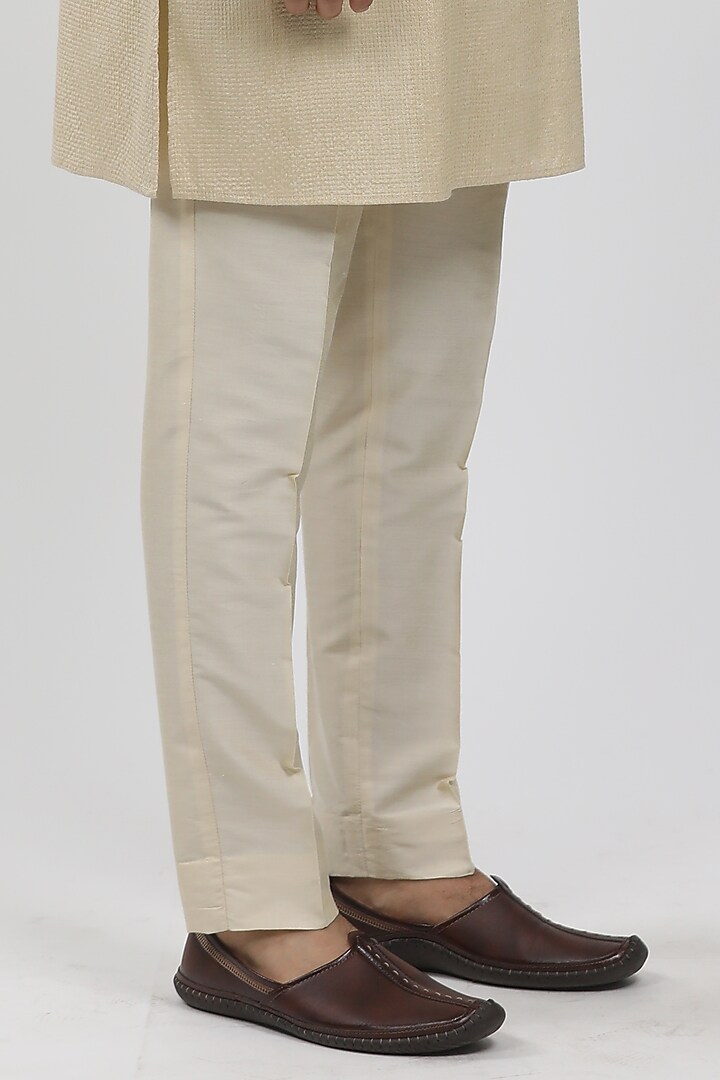 Beige Cotton Viscose Textured Kurta Set by Krishna Mehta Men at Pernia's Pop Up Shop