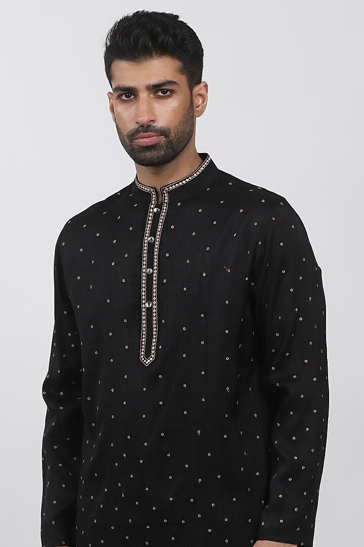 Black Tussar Embroidered Kurta Set by Krishna Mehta Men at Pernia's Pop Up Shop