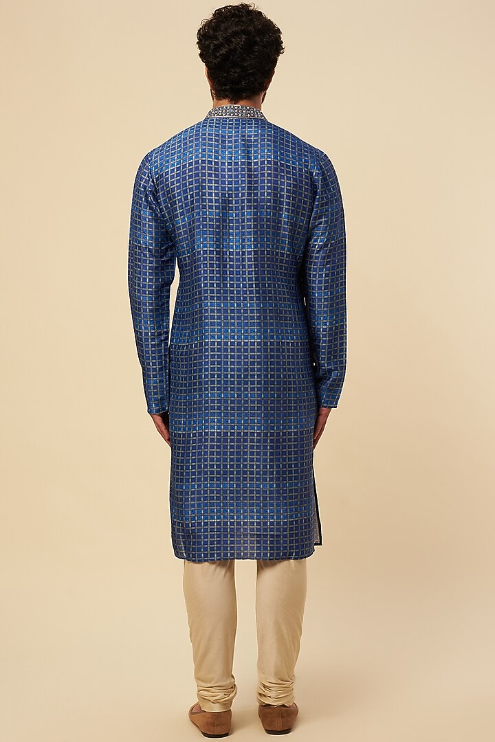 Blue Digital Printed Kurta Set by Krishna Mehta Men at Pernia's Pop Up Shop
