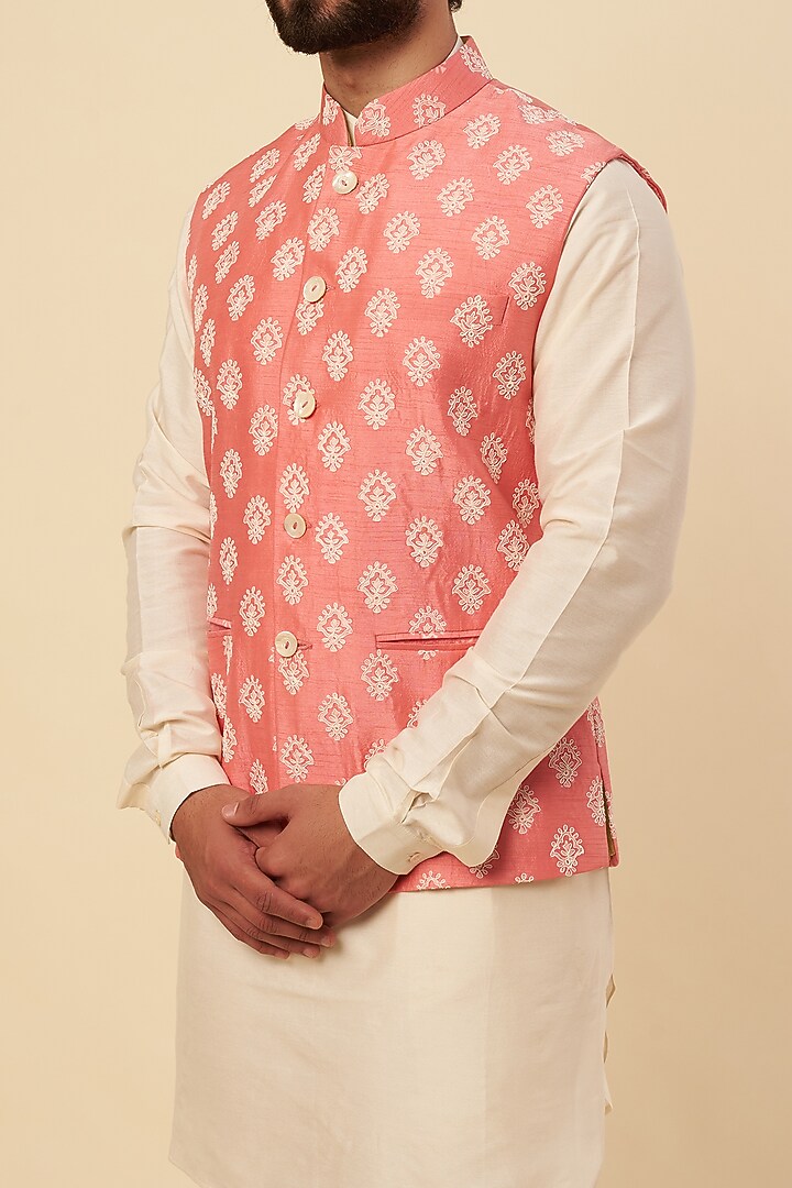 Pink Tussar Block Printed & Embroidered Bundi Jacket Set by Krishna Mehta Men at Pernia's Pop Up Shop