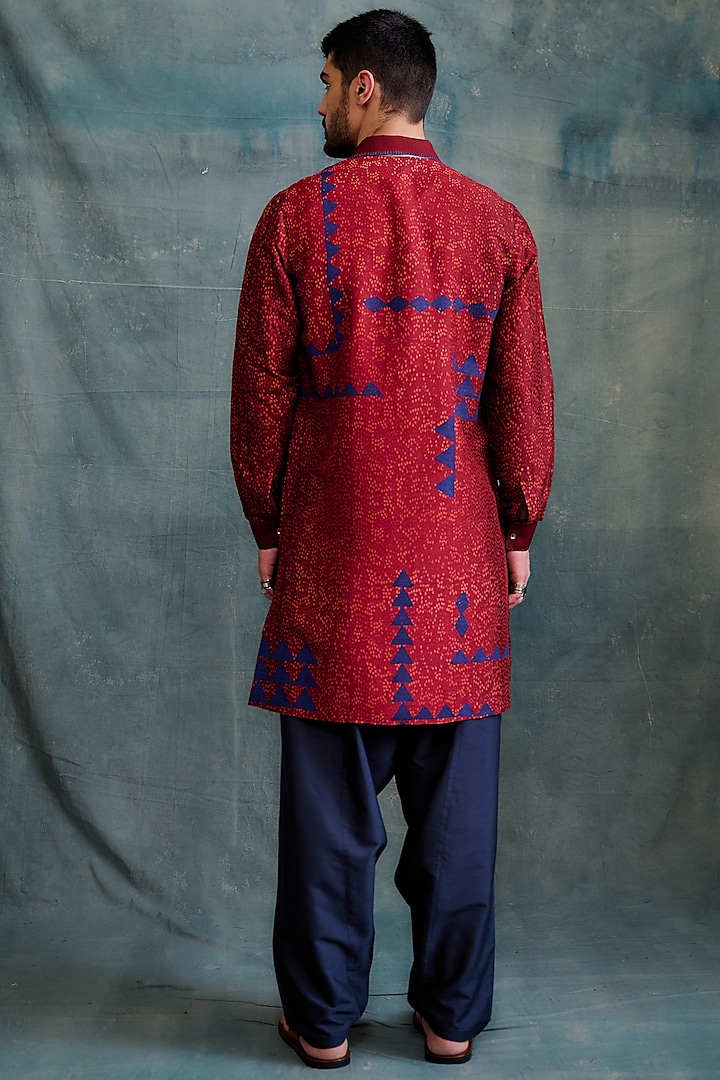 Maroon Tussar Block Printed & Zardosi Embroidered Kurta Set by Krishna Mehta Men at Pernia's Pop Up Shop