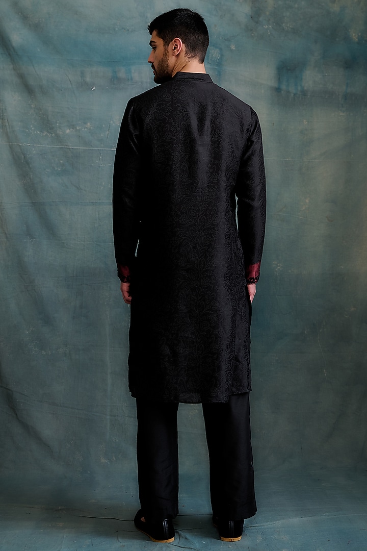 Black Tussar Resham Hand Embroidered Kurta Set by Krishna Mehta Men at Pernia's Pop Up Shop