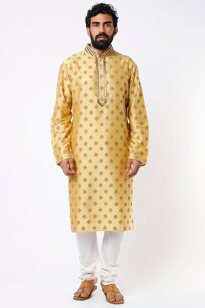 Yellow Cotton Printed & Embroidered Kurta Set by Krishna Mehta Men at Pernia's Pop Up Shop