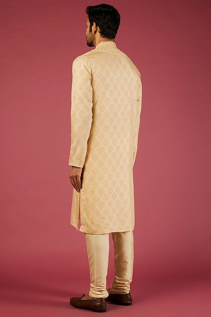 Yellow Tussar Printed & Embroidered Kurta Set by Krishna Mehta Men at Pernia's Pop Up Shop