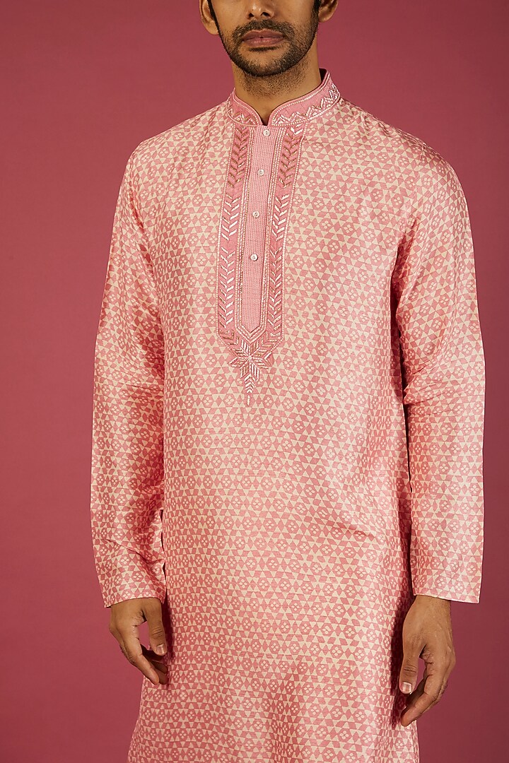 Pink Tussar Embroidered Kurta Set by Krishna Mehta Men at Pernia's Pop Up Shop