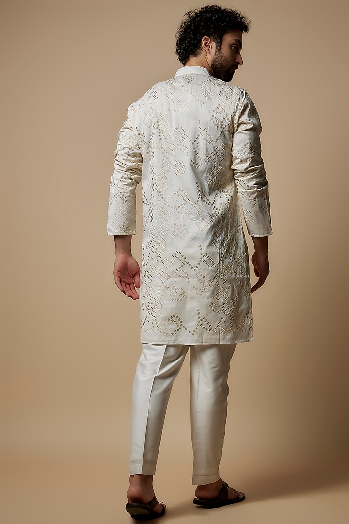 Off-White Cotton Viscose Embroidered Kurta Set by Krishna Mehta Men at Pernia's Pop Up Shop