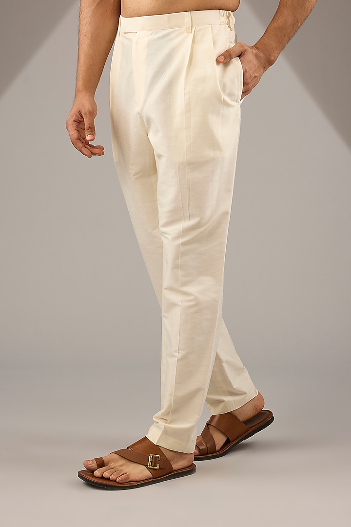 Grey Shaded Raw Silk Block Printed Short Kurta Set by Krishna Mehta Men at Pernia's Pop Up Shop