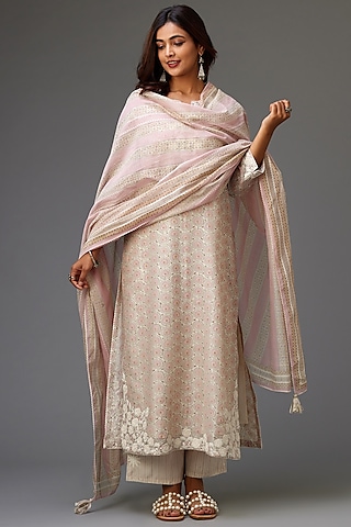 Kora - Buy Kurta Set, Sarees, Kaftan Online 2023